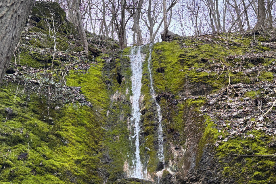 Hlbočiansky vodopád v plnej kráse z 27. februára 2026 | Foto: Trnavské rádio