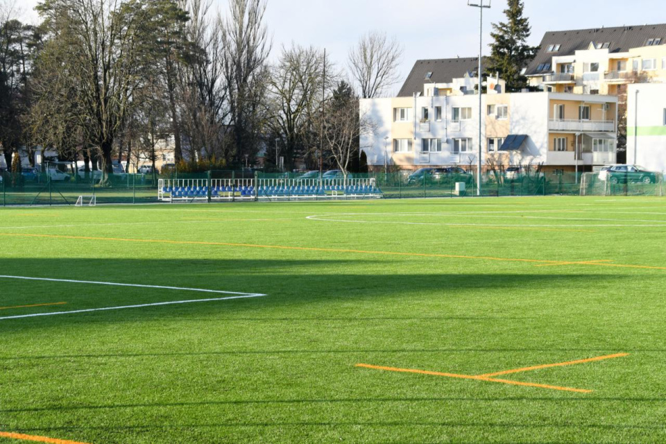 Hrať sa bude na ihrisku PFK Piešťany | Zdroj: Barlo Cup