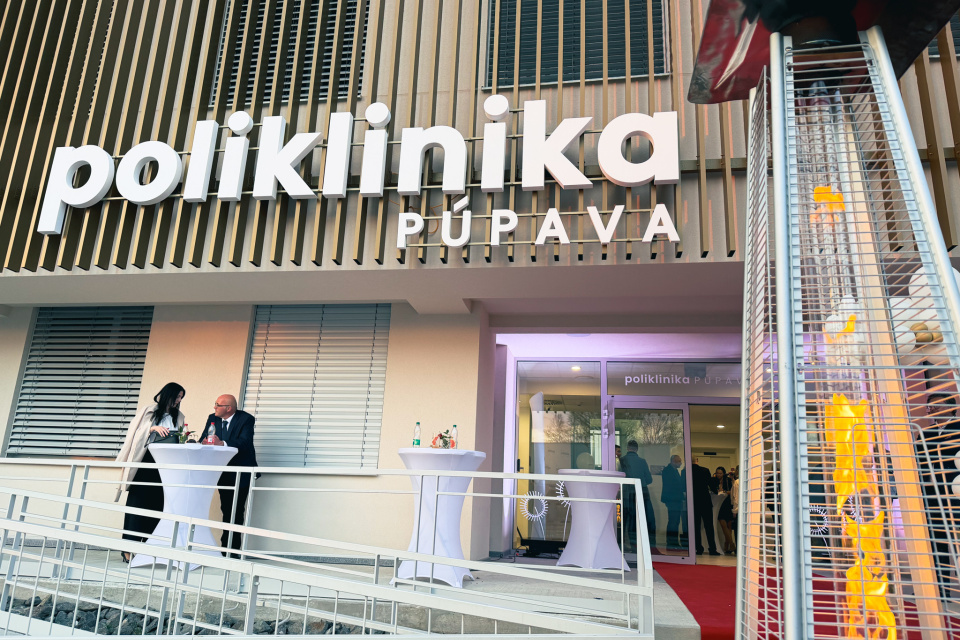 V Trnave dnes oficiálne otvorili novú Polikliniku Púpava. | Foto: red.