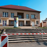 Kultúrny dom v Modranke je už ohradený | Foto: Pavol Holý, Trnavské rádio