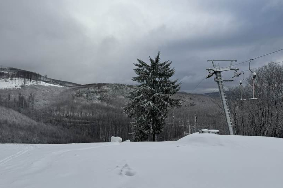 Na Pezinskej Babe je aktuálne prevažne oblačno. | Foto: Lyžiarsky klub Baba 