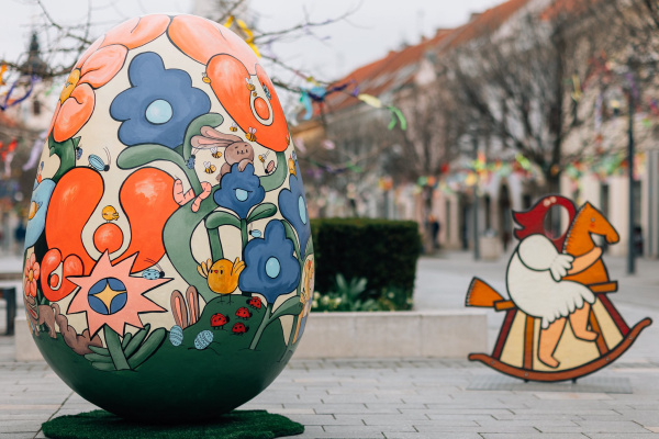 Nová inštalácia v meste | Zdroj: Zaži v Trnave