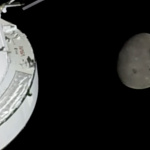 Pohľad na Mesiac z lode Integrity. | Zdroj: NASA