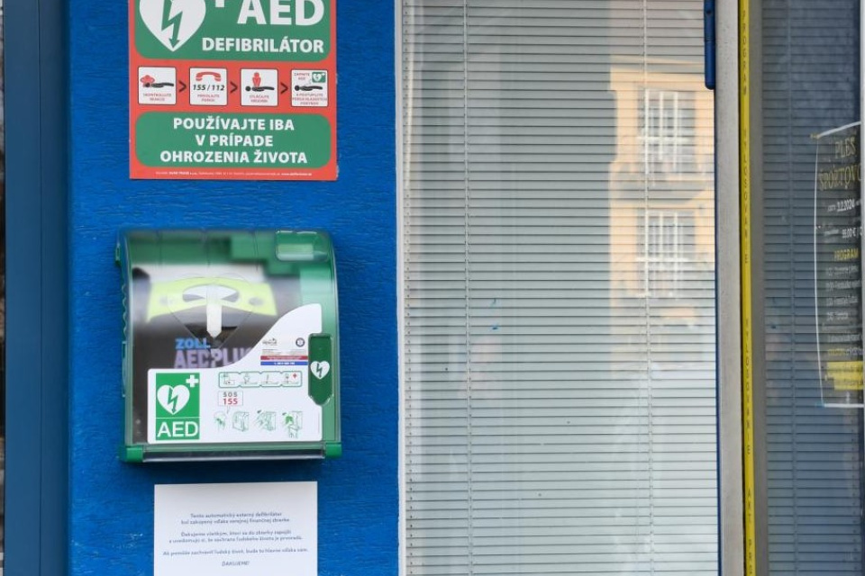 Defibrilátor v Piešťanoch | Zdroj: Mesto Piešťany