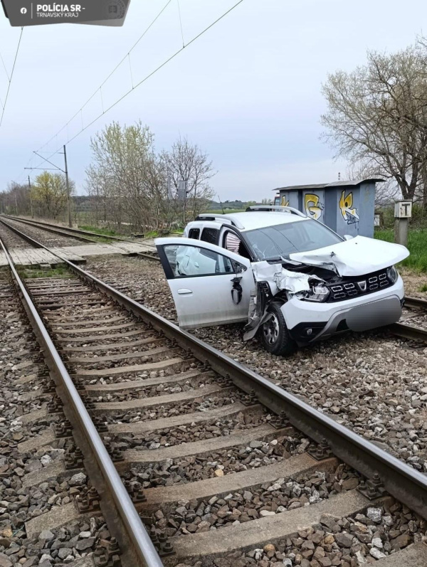 K nehode došlo krátko pred 16:00 hodinou. | Foto: Polícia SR - Trnavský kraj 