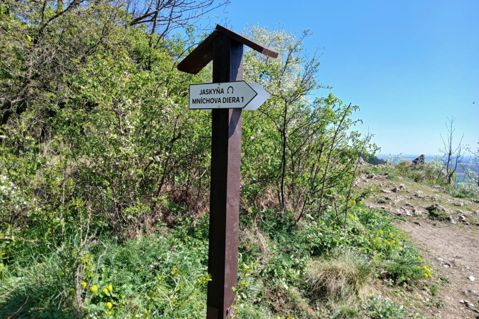 Na ceste na Mníchovu dieru sa už teraz nestratíte. | Foto: CHKO Malé Karpaty