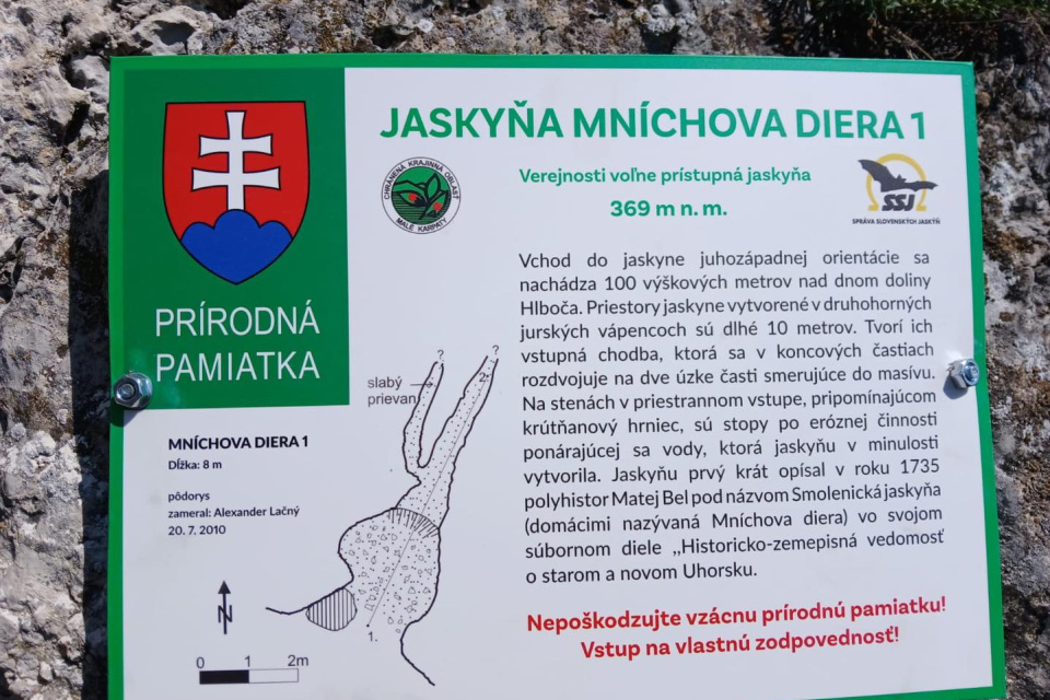 Značenia návštevníkom priblížia aj informácie o jaskyni.  | Foto: CHKO Malé Karpaty