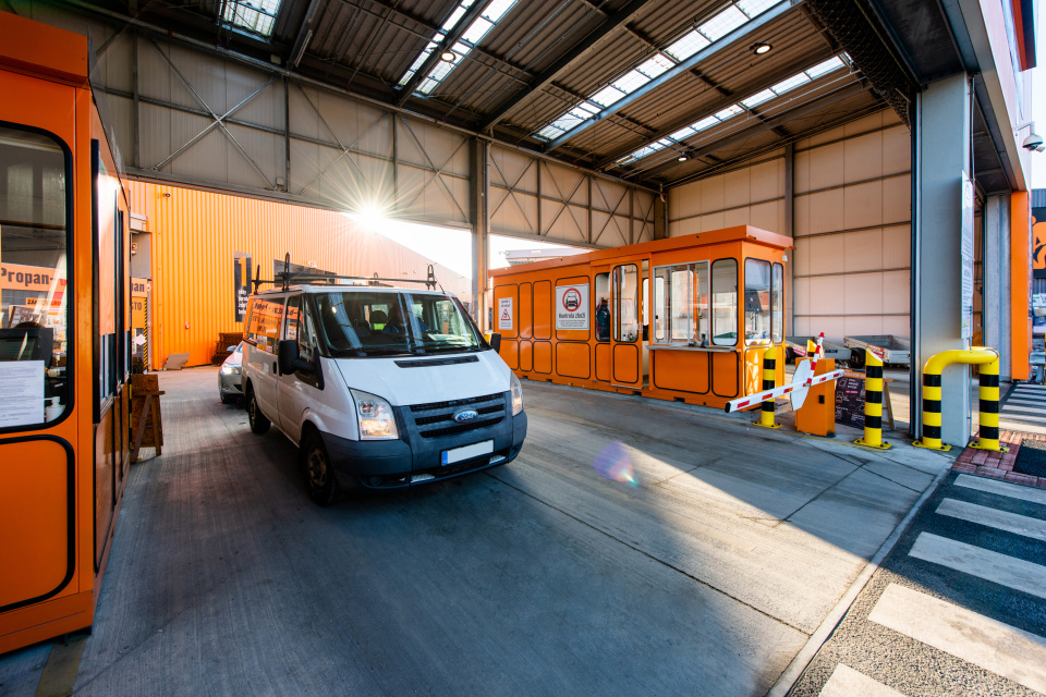 Autom až k nákupnému regálu | Foto: PR