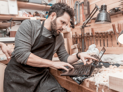 Už žiadne sklamanie z akcií. S touto službou zákazníci ušetria | Foto: PR