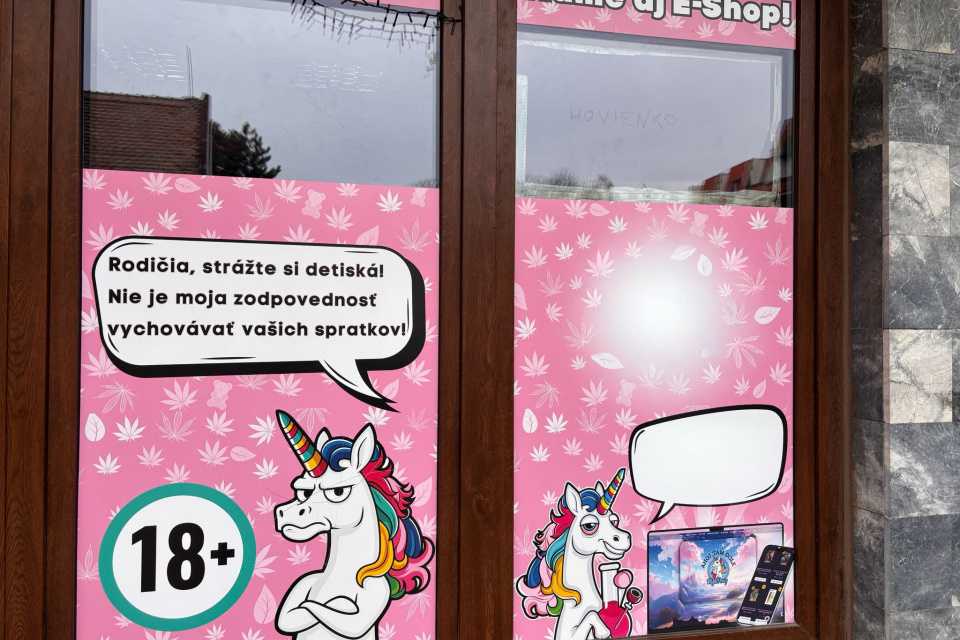 Výklad automatu v Trnave | Foto: Zuzana Benková, Trnavské rádio