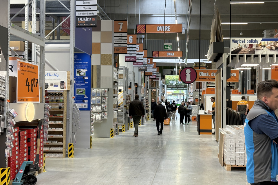 Ponuka je naozaj rôznorodá, a nákupný košík neostane dlho prázdny | Foto: Michaela Martišíková, redakcia 