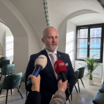 Počas otvorenia kaštieľa sme oslovili primátora Galanty | Foto: Tomáš Buday