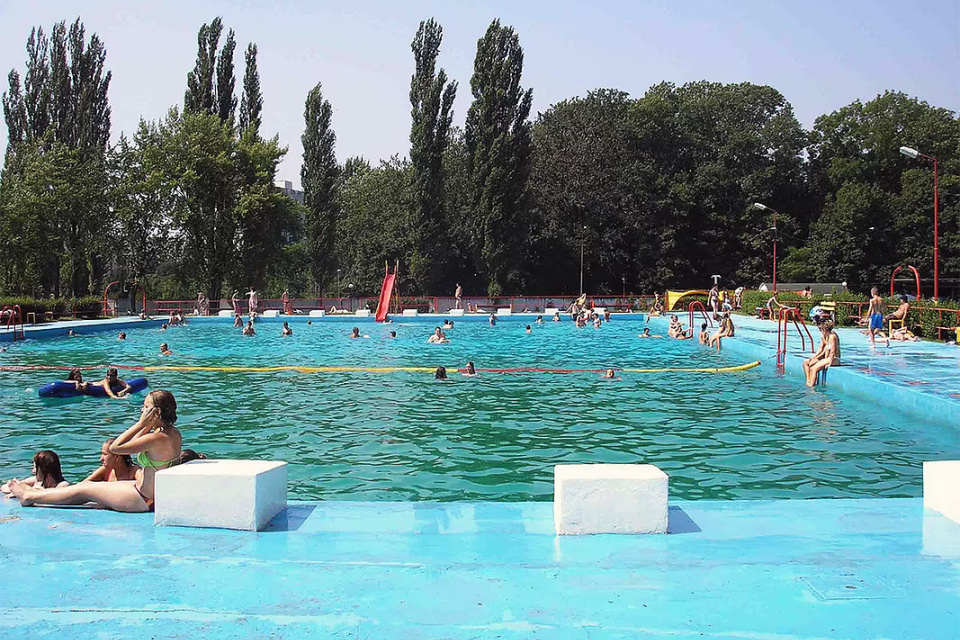 Užite si letné osvieženie na kúpalisku v Senici | Zdroj: rsms 