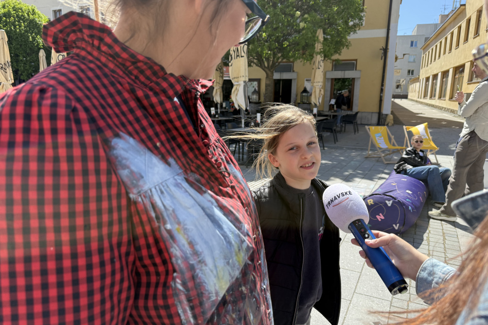 Malé ilustrácie na písmenu N vytvorila Alžbetka | Foto: Tomáš Buday