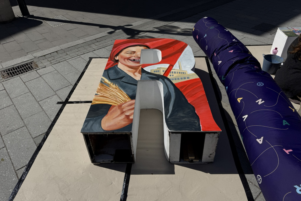 Písmeno R je podľa autora miernou provokáciou | Foto: Michaela Martišíková, redakcia