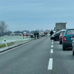 Nehoda vytvára kolóny od Piešťan aj od Maduníc. | Zdroj: Fb