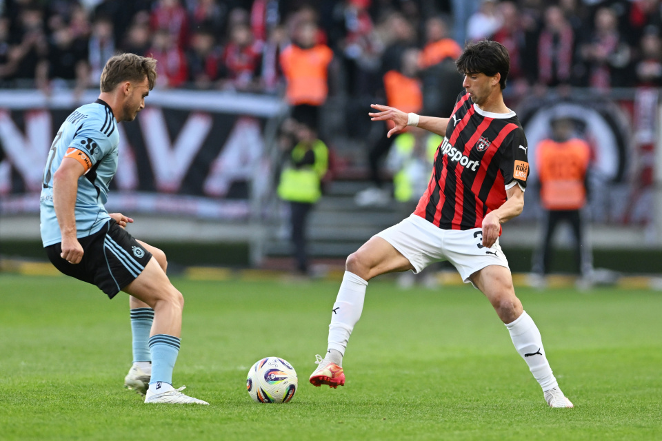 V Trnave sa odohral zápas 7. kola nadstavbovej časti v skupine o titul medzi FC Spartak Trnava a ŠK Slovan Bratislava | TASR/ Lukáš Grinaj