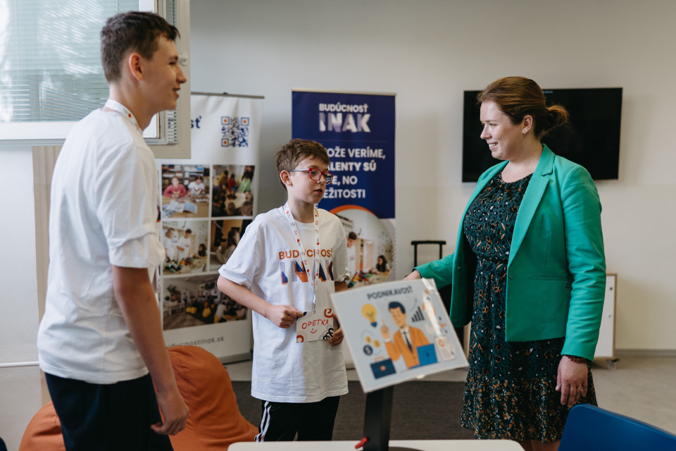 Predstavovanie nápadov | Zdroj: Budúcnosť INAK