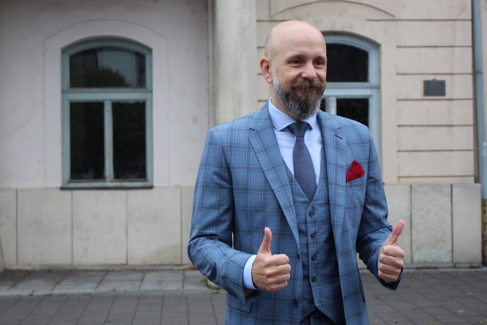 Peter Bročka v roku 2022, keď vyhral voľby | Foto: Trnavské rádio