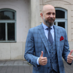 Peter Bročka v roku 2022, keď vyhral voľby | Foto: Trnavské rádio