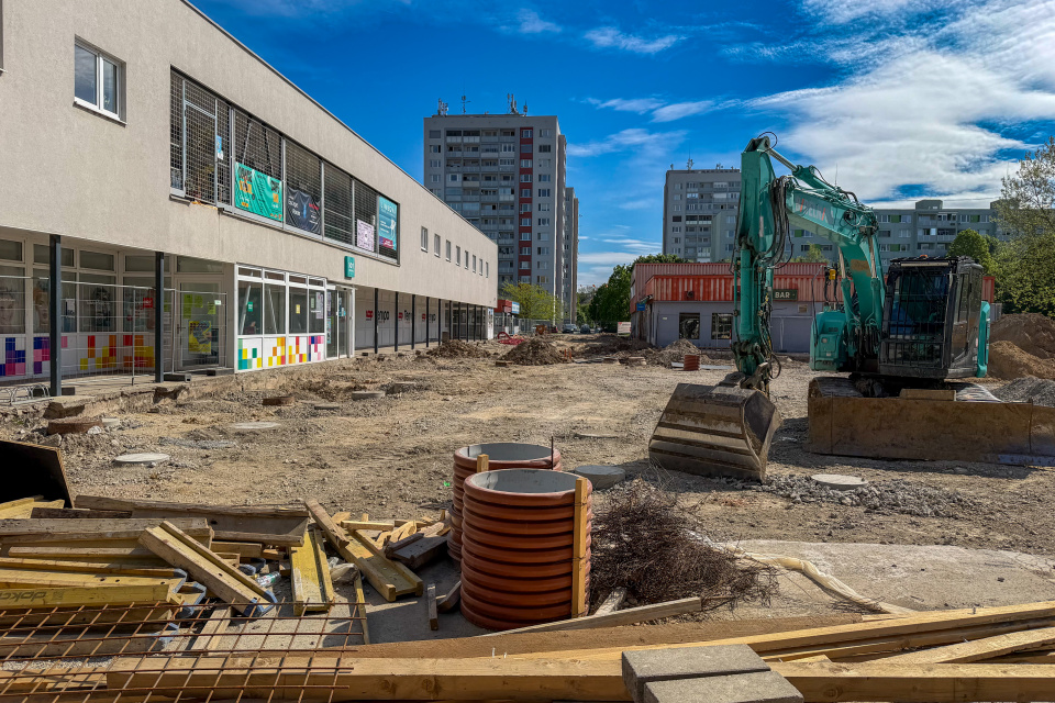 Linčianska sa mení pred očami. (1. 5. 2026) | Foto: Pavol Holý, Trnavské rádio