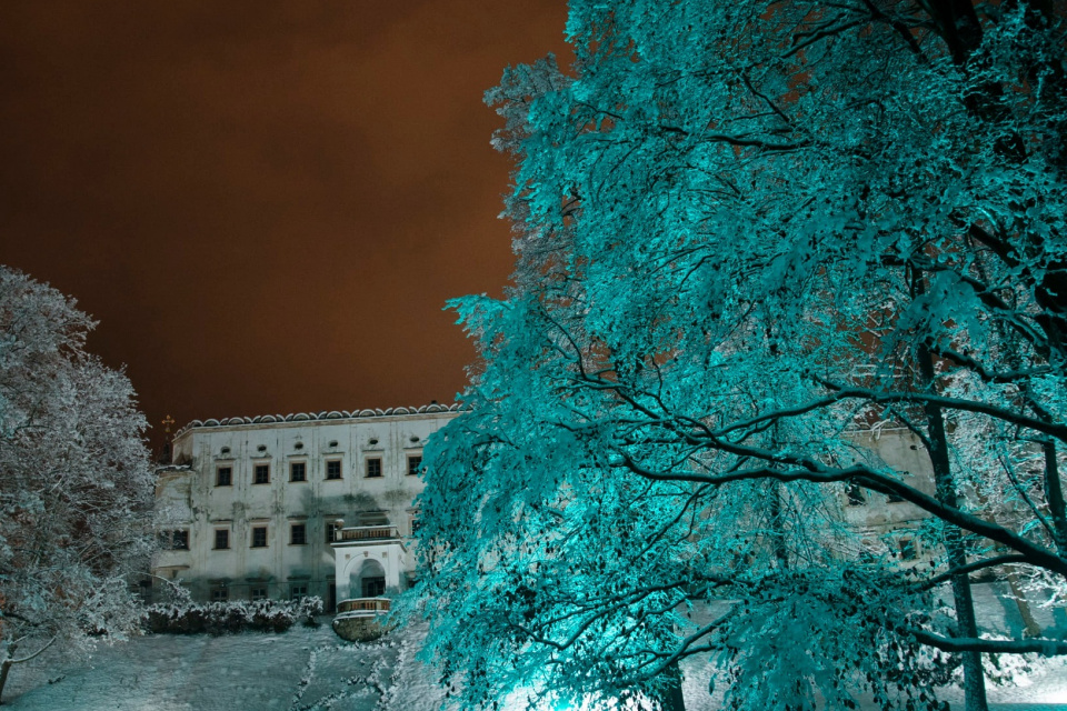 Zimné osvetlenie v parku okolo kaštieľa. l Zdroj: FB Kaštieľ Moravany