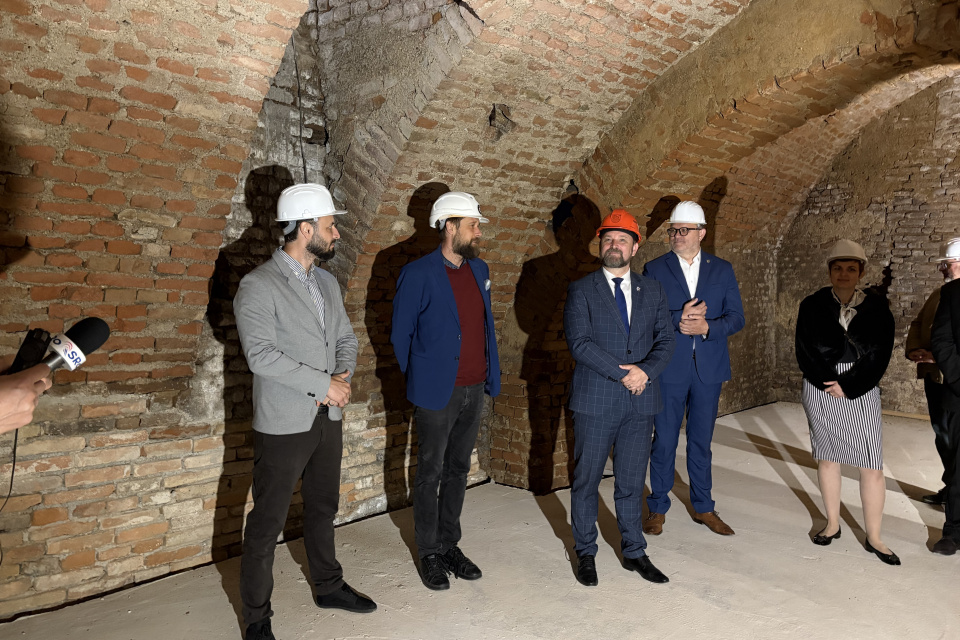 Začala sa rekonštrukcia podzemných priestorov Domu hudby v Trnave | Foto: MM, redakcia