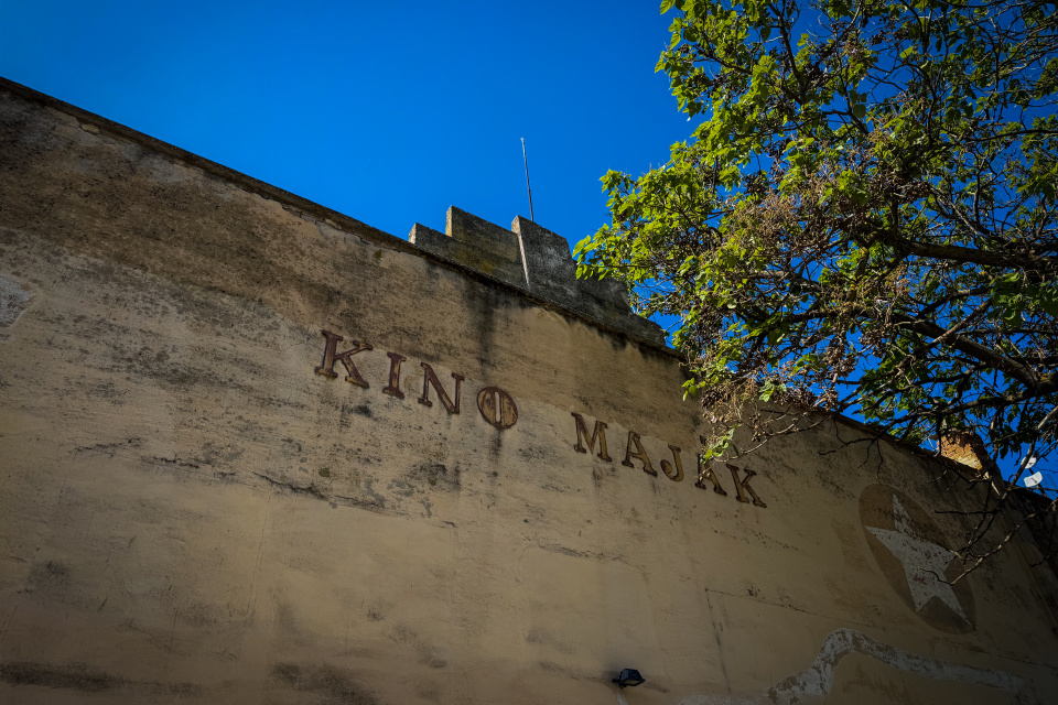 Jeho umeleckým útočiskom sa stalo bývalé Kino Maják | Foto: redakcia