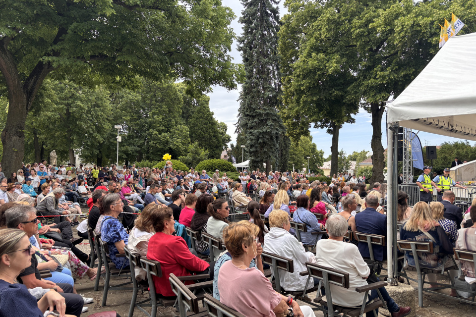 Návštevníci v Hudobnom pavilóne | Foto: Zuzana Benková, Trnavské rádio
