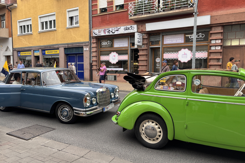 Veterány na Teplickej ulici | Foto: Zuzana Benková, Trnavské rádio