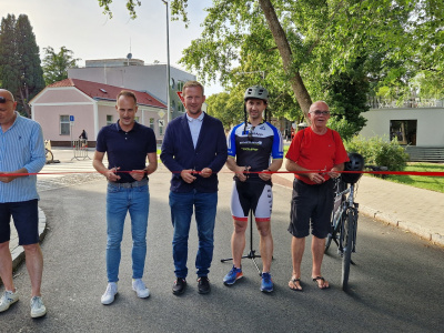 Prestrihávanie pásky | Zdroj: Mesto Piešťany