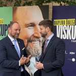 Jozef Viskupič s predsedom PS Michalom Šimečkom.