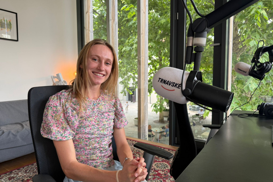 Lenka Gymerská v štúdiu Trnavského rádia | Foto: Trnavské rádio