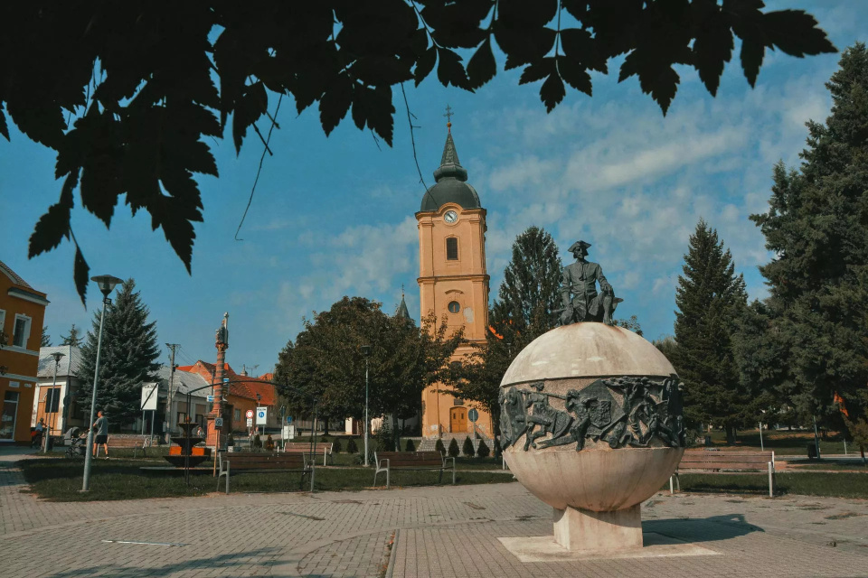 Unikátna stavba vo Vrbovom | Foto: Michal Hertlík, KOCR