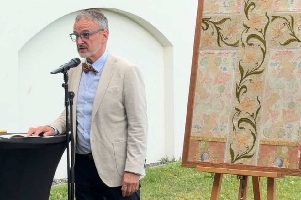 Fotografia z aukcie | Zdroj: Naše mesTTo