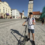 Žiaci z Trnavy už majú vysvedčenia v rukách, za odmenu bola už aj zmrzlina | Foto: MM, redakcia