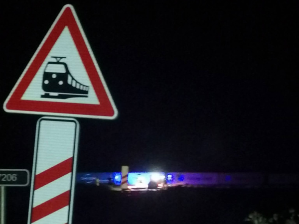 Podrobnejšia bilancia havárie zatiaľ zverejnená nebola. | Foto: Krisztian Takacs, Nagyszombati Kerület Útinform