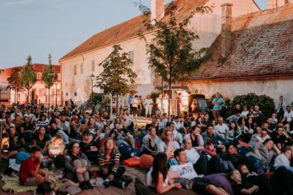 Kiná pod holým nebom k letu jednoducho patria | Zdroj: Zaži v Trnave
