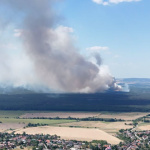 Mraky dymu vidieť zo širokého okolia.  | Foto: Patto Masso