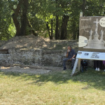 Odkryté základy pôvodného súsošia kalvárie z roku 2025 | Foto: Michaela Martišíková, Trnavské rádio