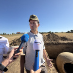 Súčasťou skúmania a odhalenia bunkra bol aj Tomáš Tkáčik z občianskeho združenia Bunkre | Foto: MM, Trnavské rádio