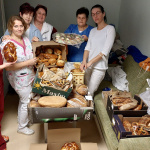 Dar pekárov na znak vďaky pre zdravotníkov. (Foto - FB, FN Trnava)