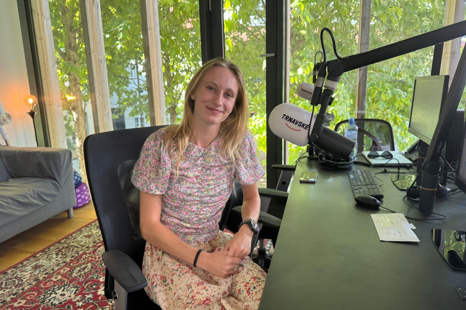Lenka Gymerská v štúdiu Trnavského rádia | Foto: Trnavské rádio