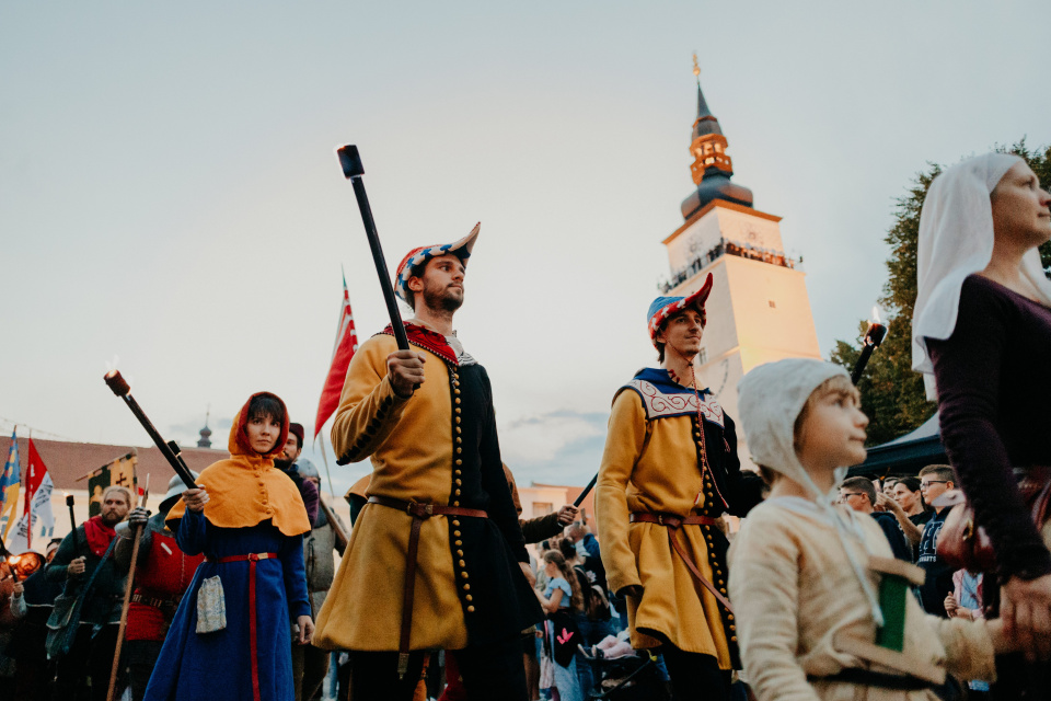Súčasťou jarmoku je aj Stredovek pod hradbami v Bernolákovom sade | Foto: Marek Martinek 