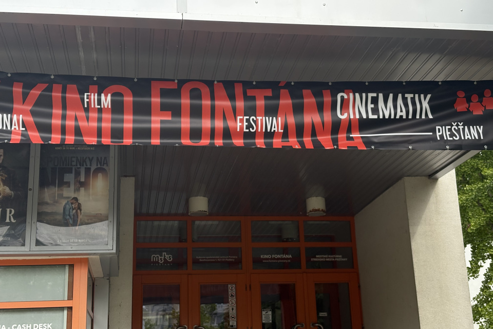 Za filmami ste cestovali po celom meste | Foto: MM, red.
