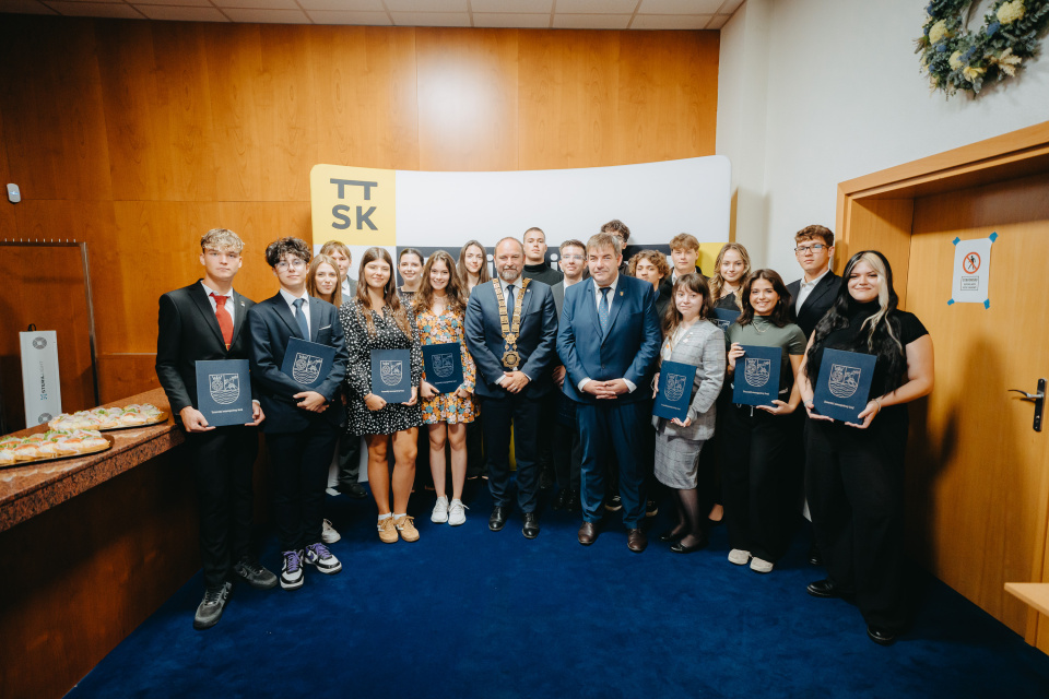 Krajský mládežnícky parlament Trnavskej župy odštartoval3