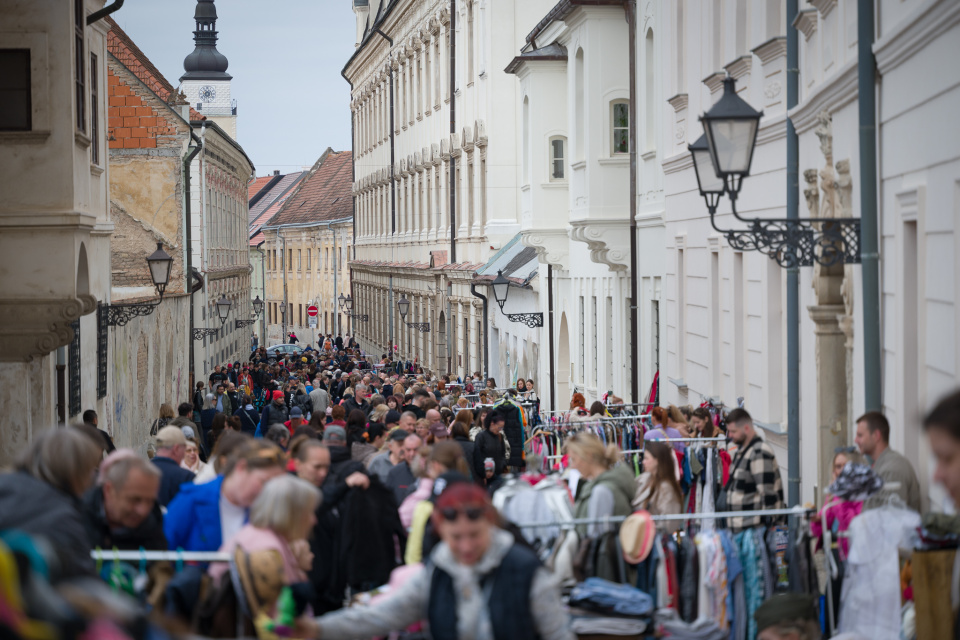 Posledný blšák tohto roka - nenechajte si ho ujsť | Zdroj: blšák