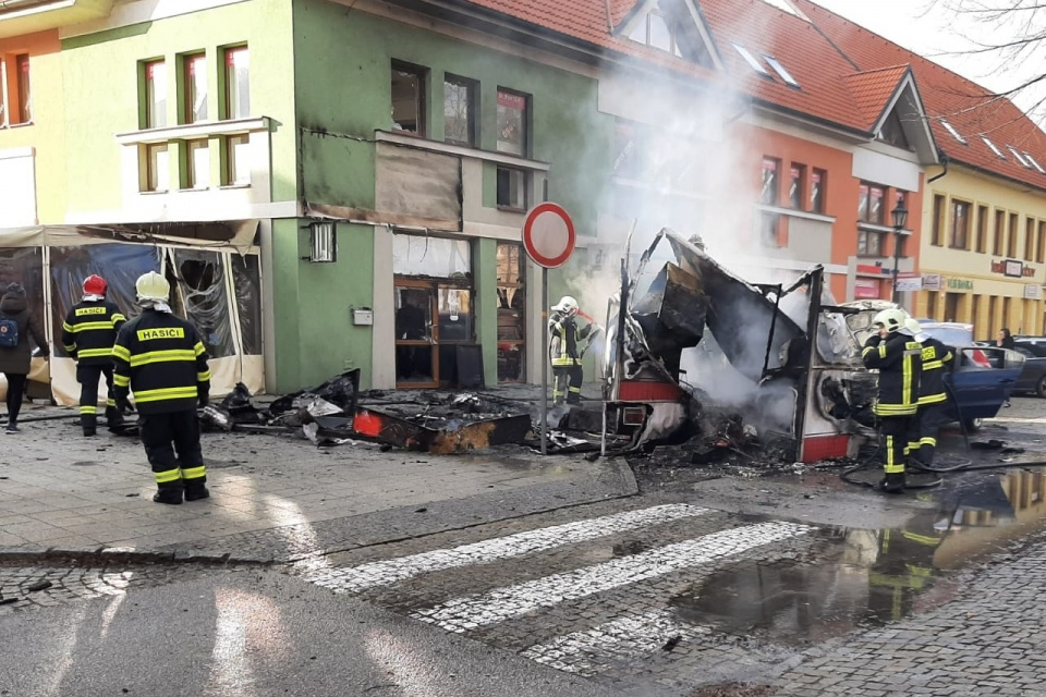 K výbuchu došlo v centre na ulici. l Foto: FB Polícia Trnavský kraj