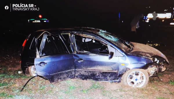 Polícia apeluje na mladých vodičov, aby nepreceňovali svoje sily. | Foto: PZSR