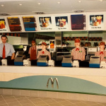 Aj takto vyzeral McDonald’s na Hlbokej v roku 1996 | Zdroj: Lucia Poláčeková, RESTON